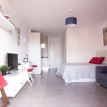 Benalmadena Estudio Jjupiter 250 M Del Mar Con Vistas Al Mar Piscinas エクステリア 写真