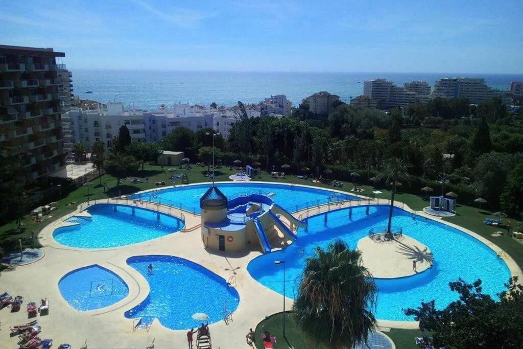 Benalmadena Estudio Jjupiter 250 M Del Mar Con Vistas Al Mar Piscinas エクステリア 写真