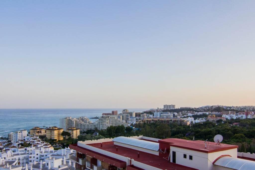 Benalmadena Estudio Jjupiter 250 M Del Mar Con Vistas Al Mar Piscinas エクステリア 写真