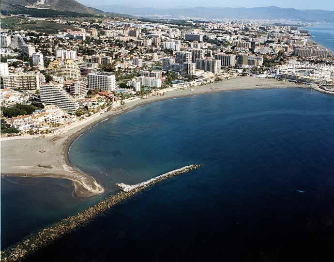 Benalmadena Estudio Jjupiter 250 M Del Mar Con Vistas Al Mar Piscinas エクステリア 写真