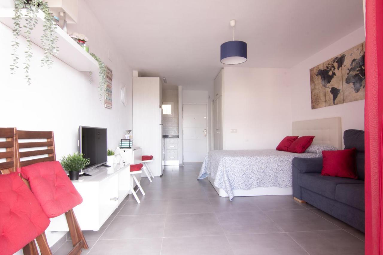 Benalmadena Estudio Jjupiter 250 M Del Mar Con Vistas Al Mar Piscinas エクステリア 写真