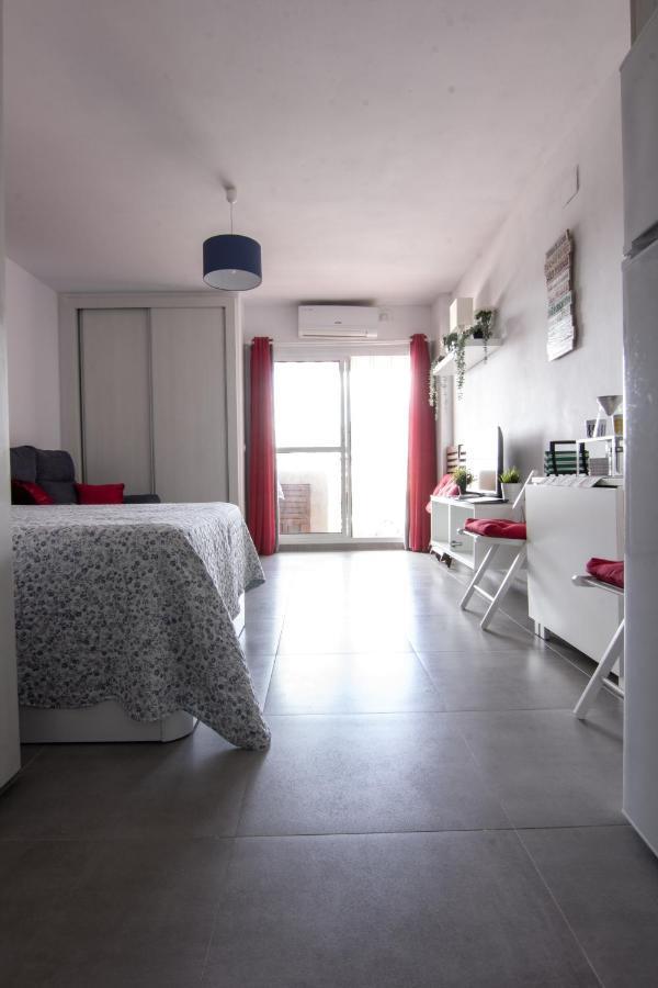 Benalmadena Estudio Jjupiter 250 M Del Mar Con Vistas Al Mar Piscinas エクステリア 写真